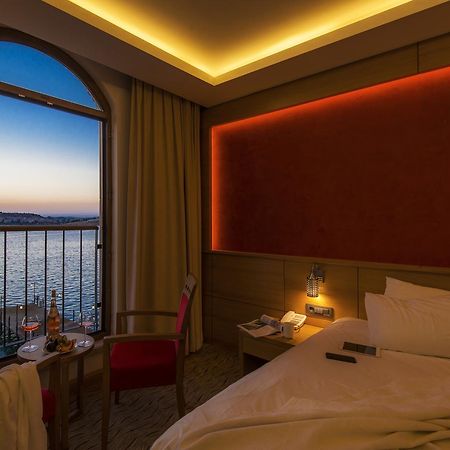 Bacacan Otel Ayvalı エクステリア 写真