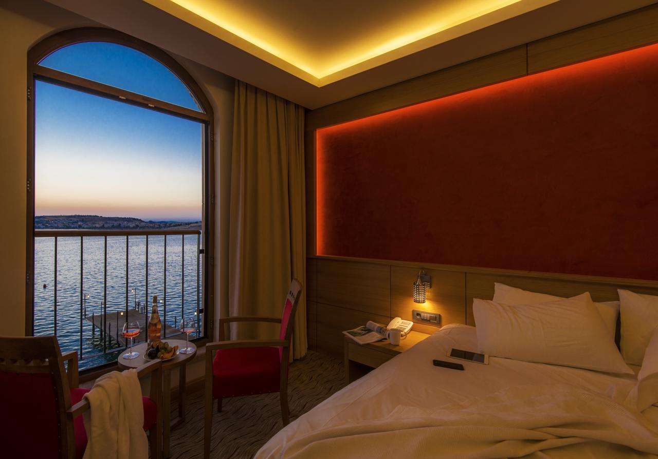 Bacacan Otel Ayvalı エクステリア 写真